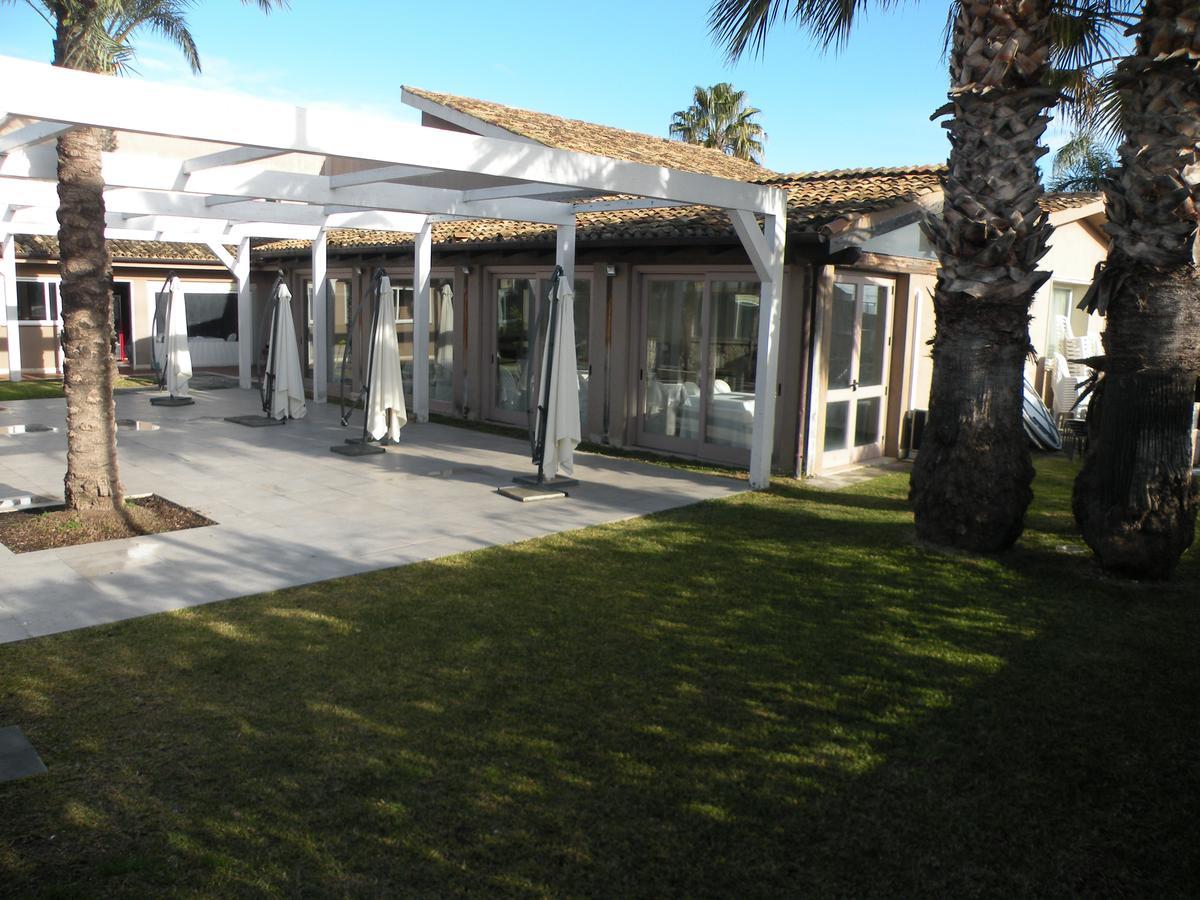 Hotel La Cavalera Augusta Extérieur photo